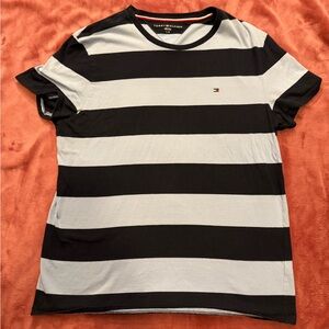 Tommy Hilfiger Men's Striped navy and blue T-shirt